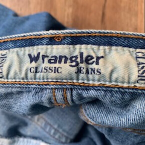 Wrangle Classic jeans with leather logo, 34x30 - Picture 10 of 12